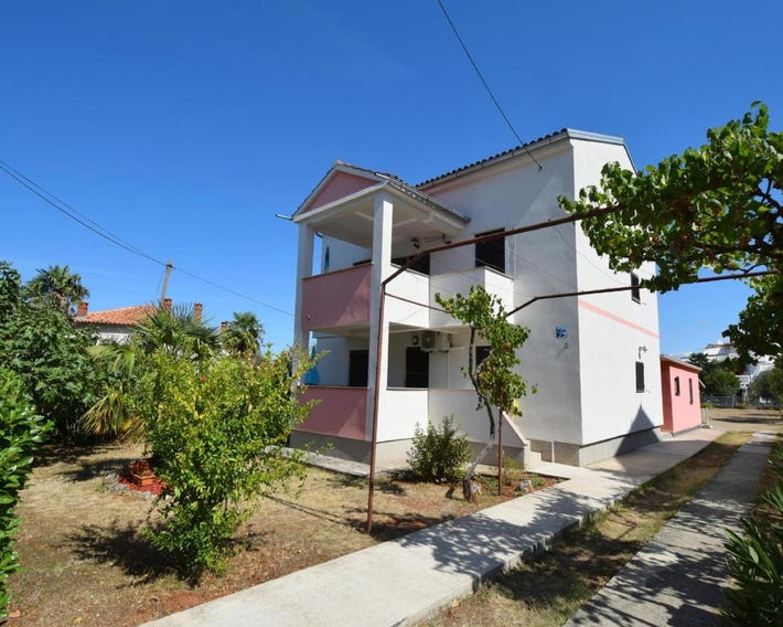 Apartments Petrovic