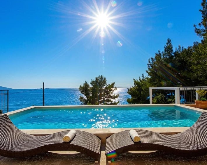 Villa St Martin-Reef - Exclusive Seafront Villa with Private Heated Pool