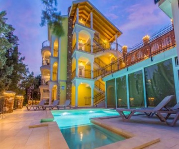 Palace Paulina Luxury Residence