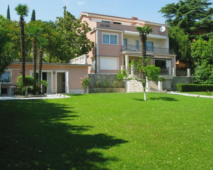 Villa Raisa