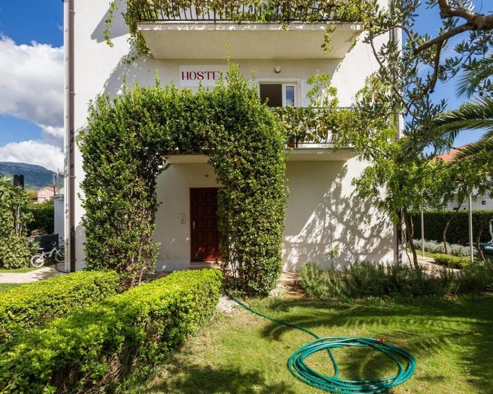 Hostel Oktarin