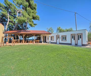 Apartments & Bungalows Ivanovic