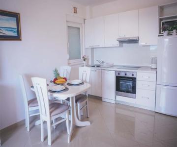 Gloria