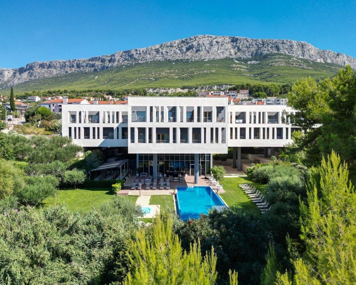 Hotel Salona Palace