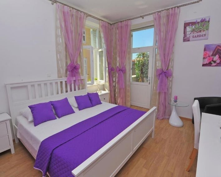 Luxury Rooms Nirvana