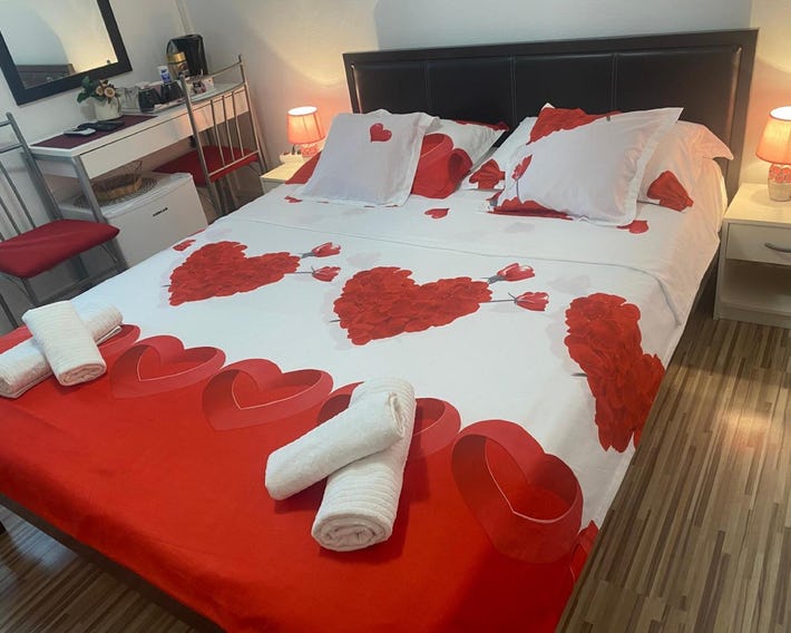 Damira Rooms