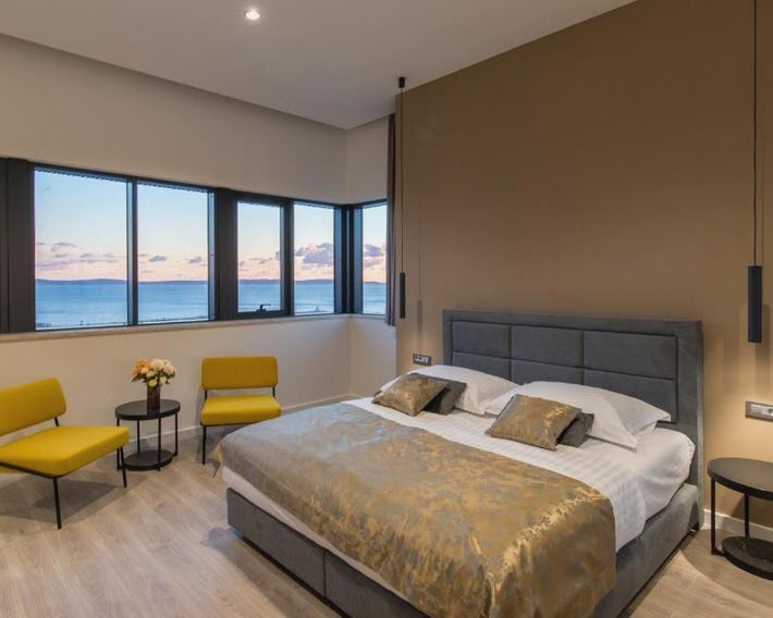 Seascape Luxury Rooms