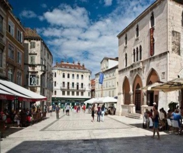 Main Square Hostel
