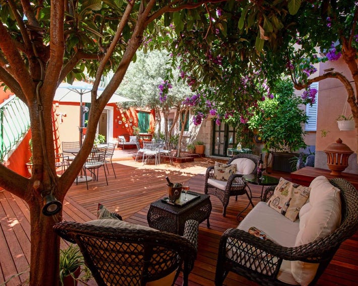 Boutique Guest Accommodation Zephyrus