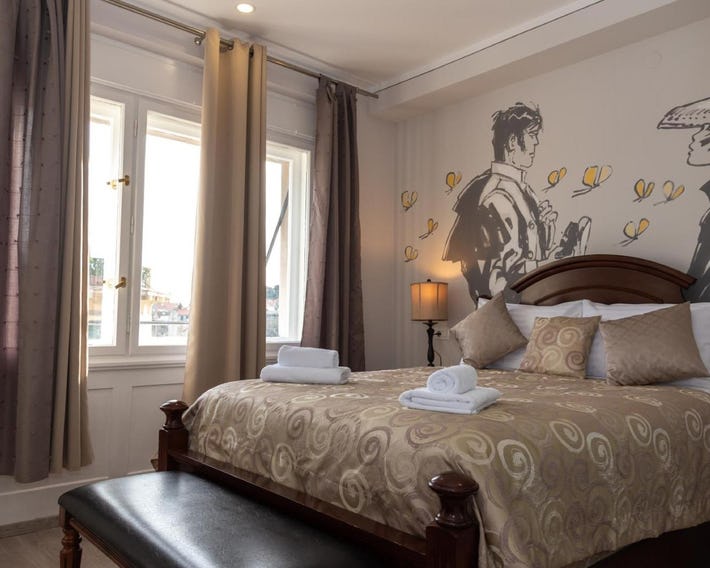 Palace Queen Mary Luxury Rooms