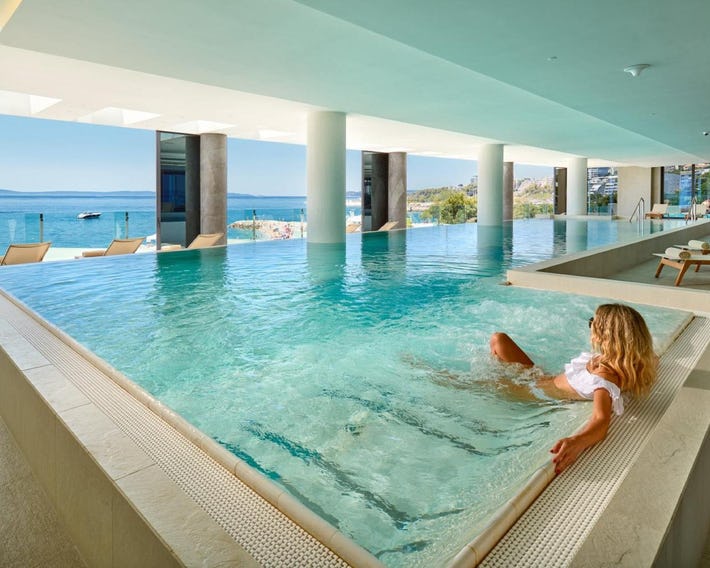 Amphora Hotel