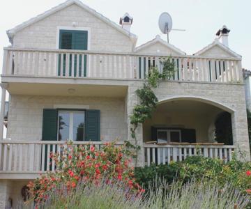Oasis Apartments