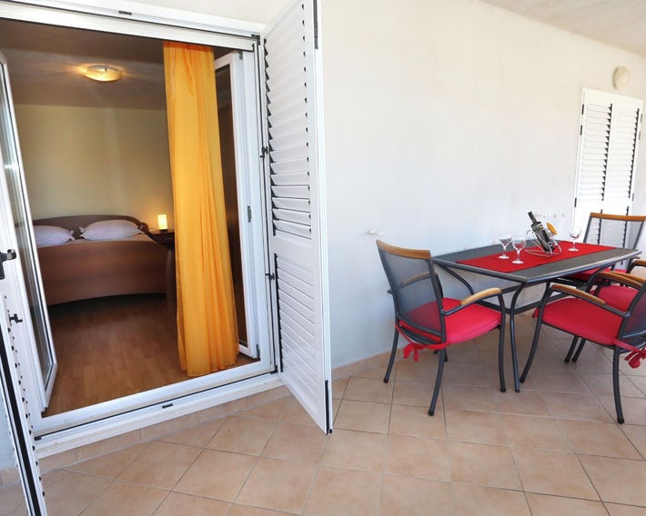 Apartments Bareta