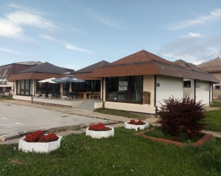 Motel Licki Krovovi