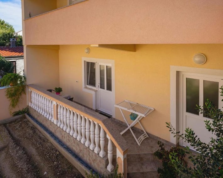 Apartments Nadica