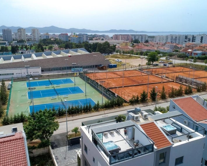 Luxury Majpruz Suites