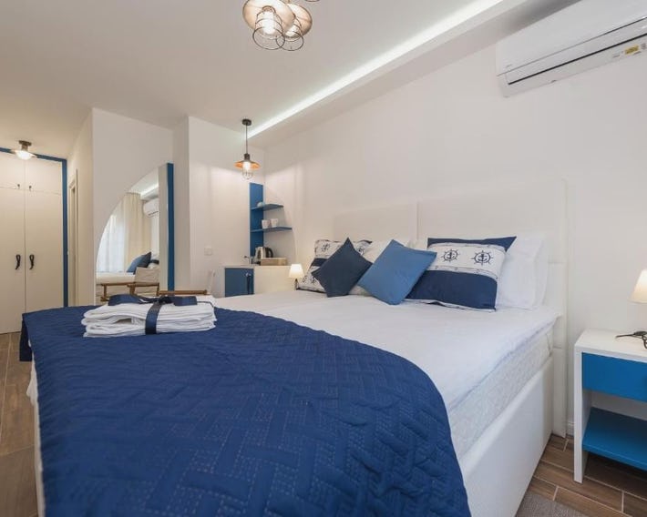 Blue Old Navy Rooms by Adex travel