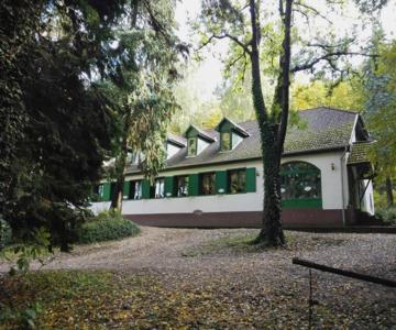 Fehérkolápa Turistaház Panzió