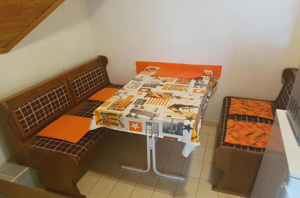 Kriszta Apartmanhaz
