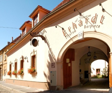 Erhardt Panzio Sopron