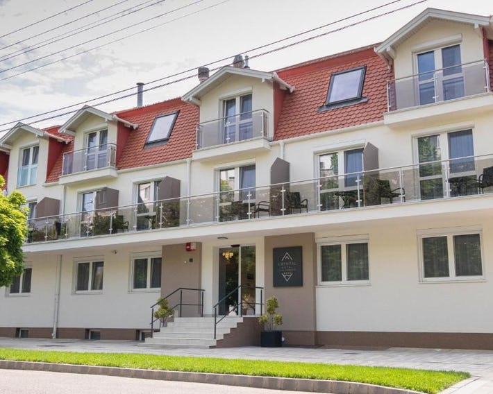 Hotel Crystal