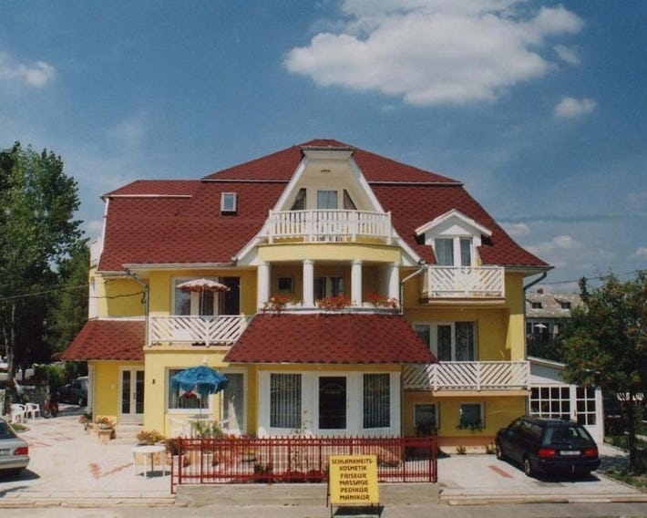 Barbara Wellness Pension