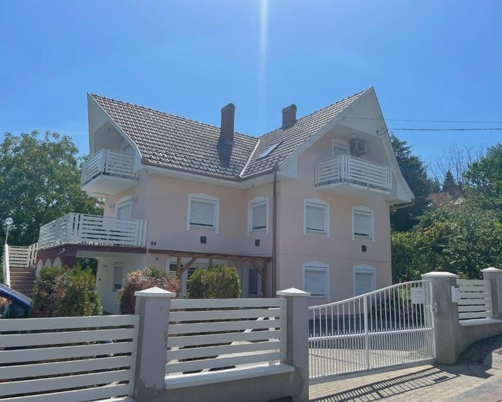 Gitta Apartmanház