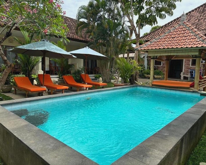 Tiga Naga Villa