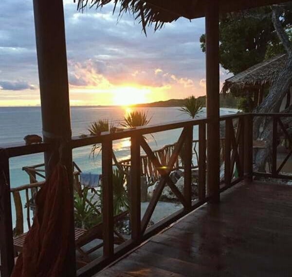 Nini's Beach Bungalows