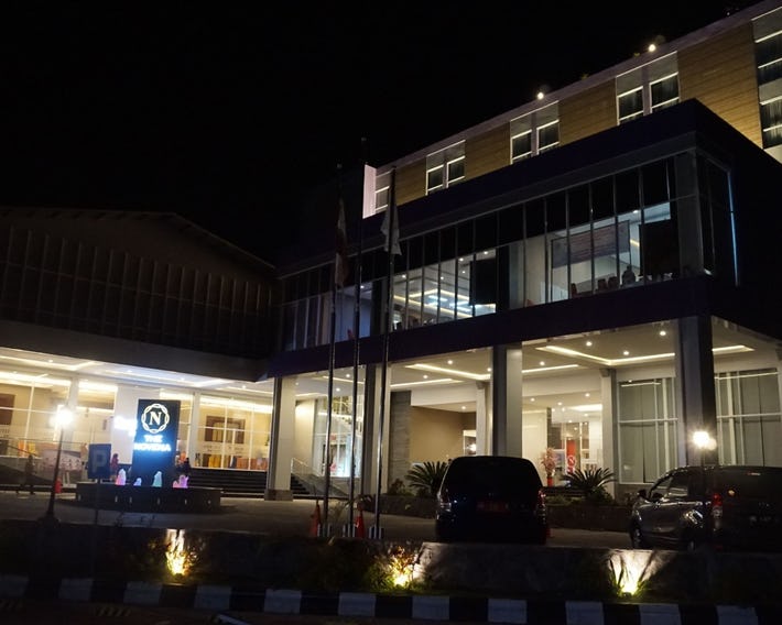 Novena Hotel Watampone
