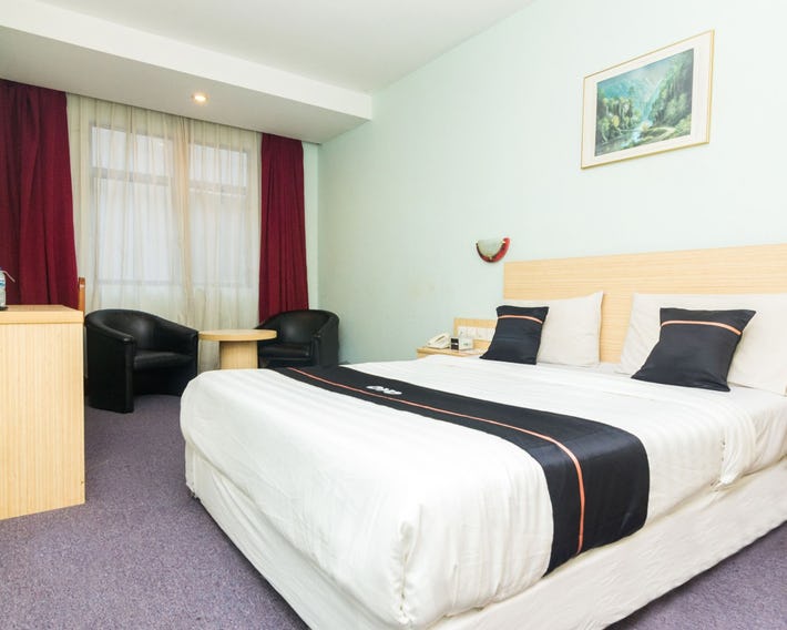 Holly Sentosa Hotel by OYO Rooms