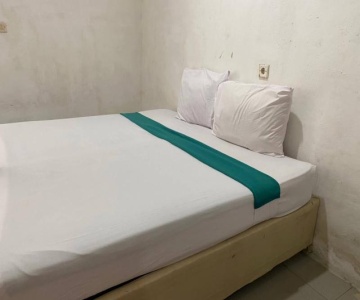 Super OYO 90483 Homestay Permata Syariah
