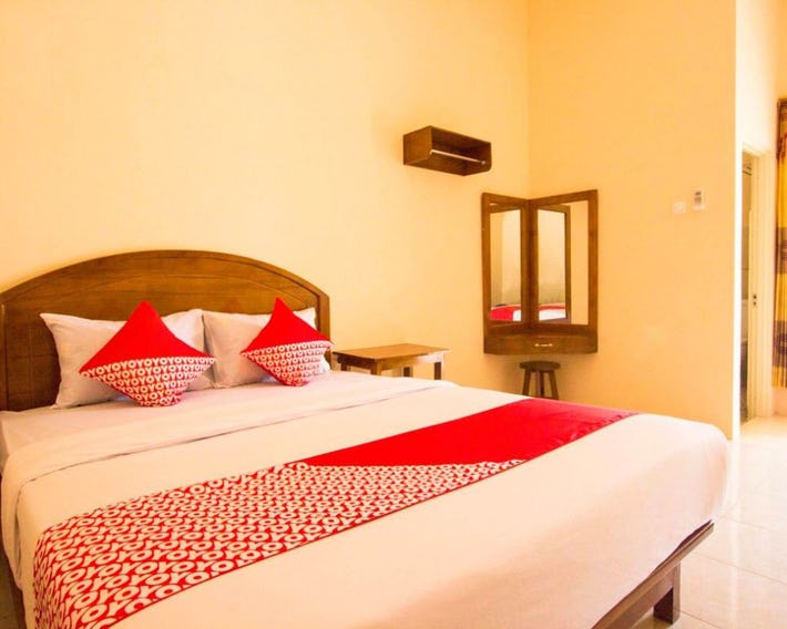 Hotel Kebon Manis by OYO Rooms