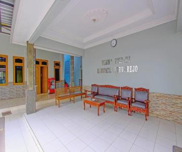 SUPER OYO 91748 Wisma Pkpri Purworejo