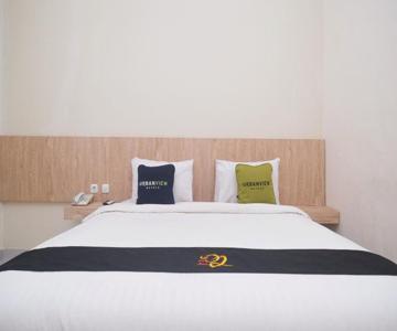 Urbanview Hotel DJ Inn Tegal