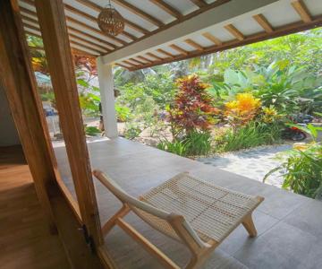 anik homestay & dormy Batukaras