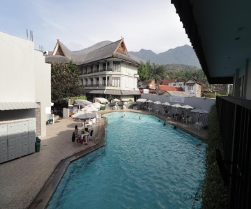 Tirtagangga Hotel
