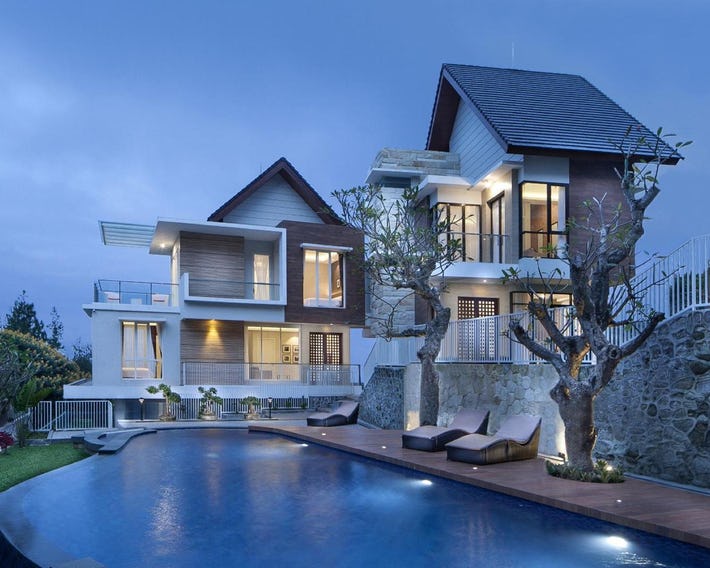 Azcarya Villa