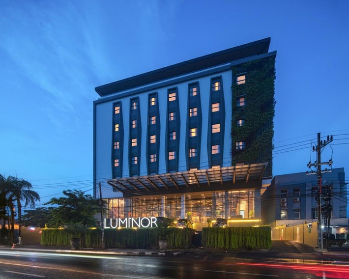 Luminor Hotel Airport Sidoarjo By WH , Best Choice and Strategic Location with a Rooftop area in Tow