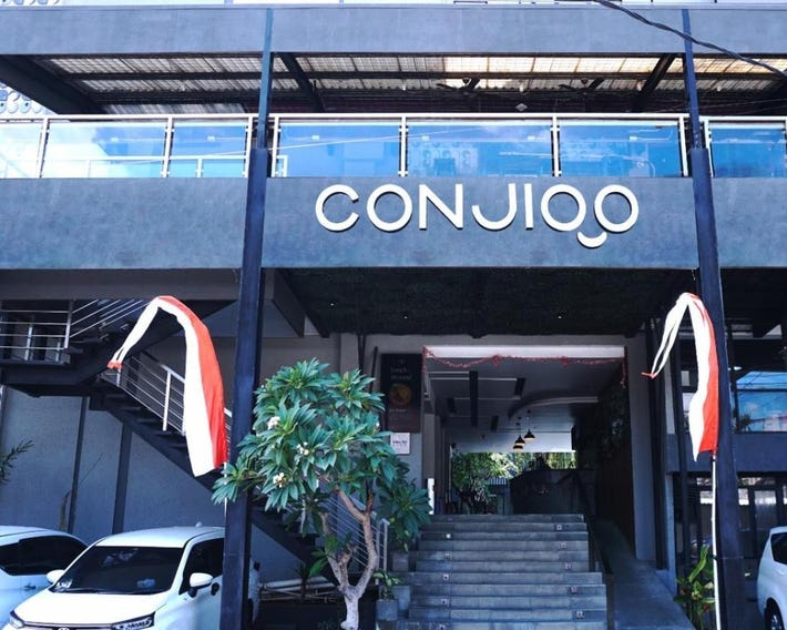 Conjioo Hotel Kuta Managed By MHM