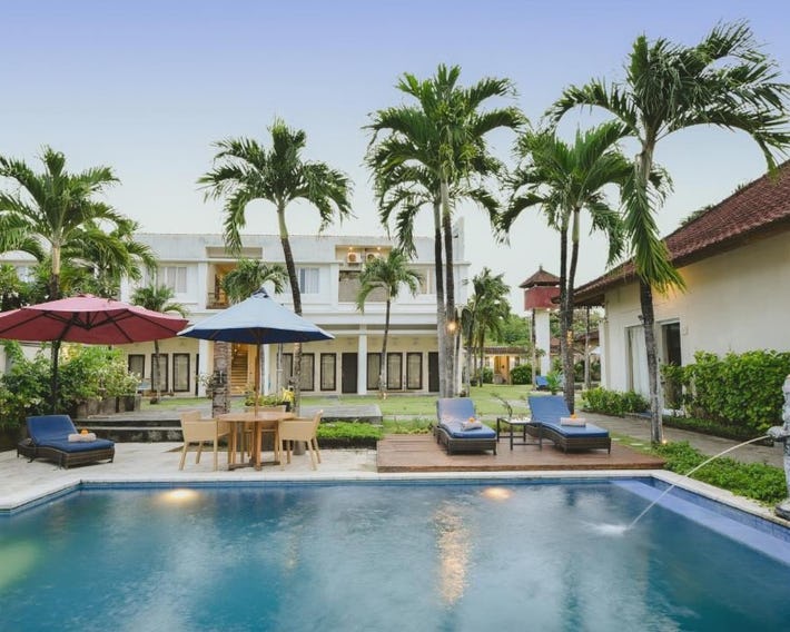 Bali Breezz Hotel