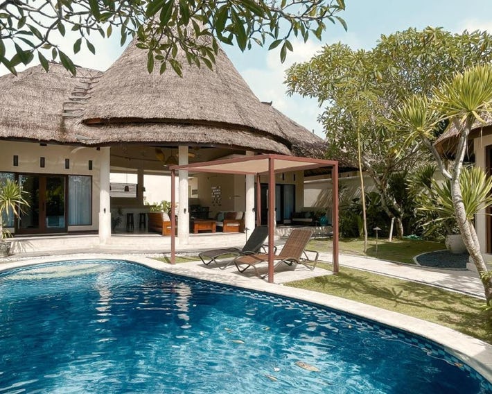 Aruni Bali Jimbaran Boutique Villa