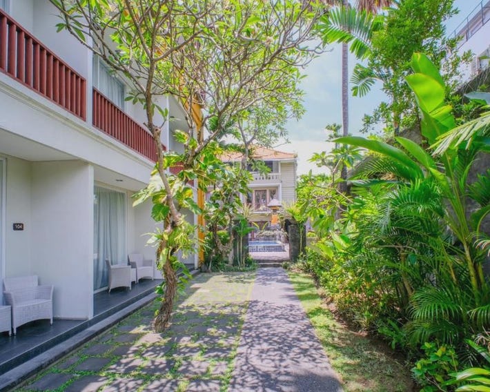 Kamini Legian Hotel