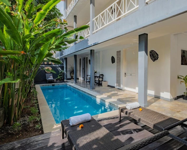 The Kanjeng Suite Petitenget