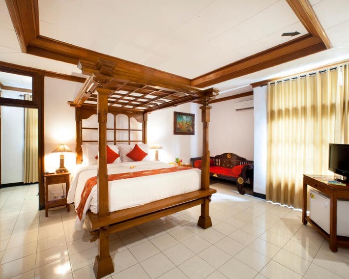 Bali Taman Beach Resort & Spa