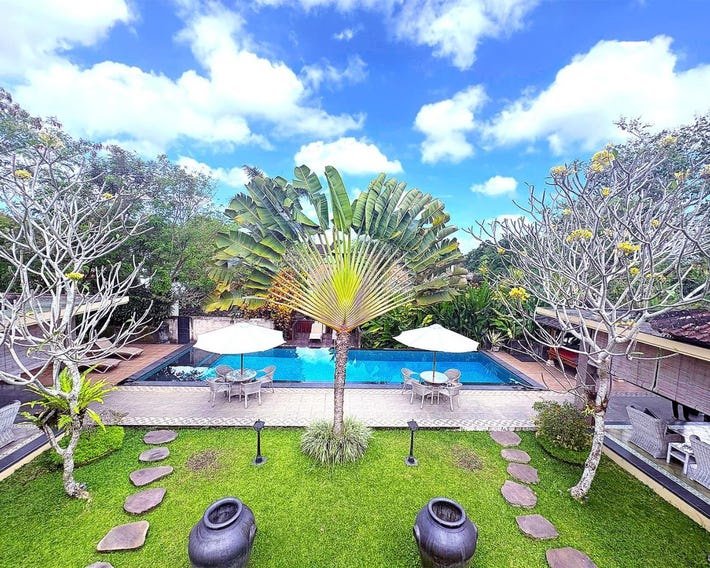 Villa Nirvana