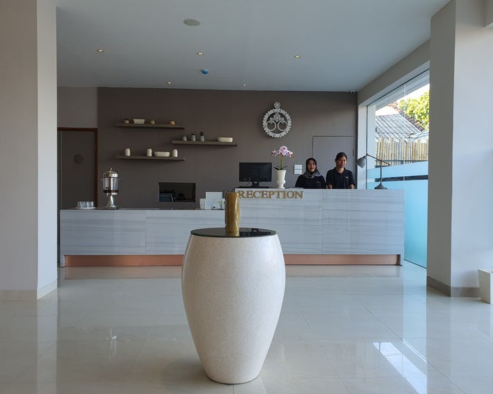 Hart Hotel Premium Rapatmaja