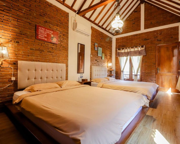 Omah Teras Bata Guesthouse