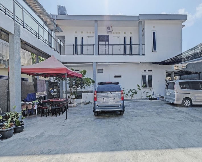 Capital O 92963 Global House Syariah