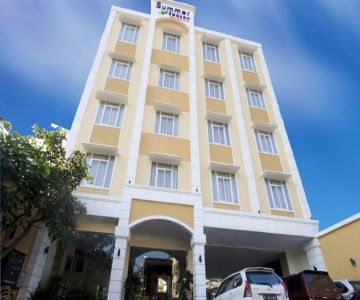 Summer Season Hotel